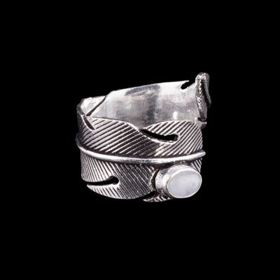 Etno prsten z německého stříbra s kamínkem Sadiki - měsíční kámen India
