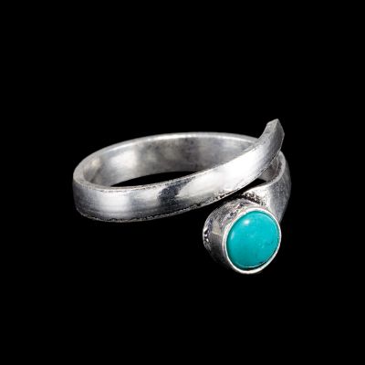 Etno prsten z německého stříbra s kamínkem Tiberie Tyrkenit