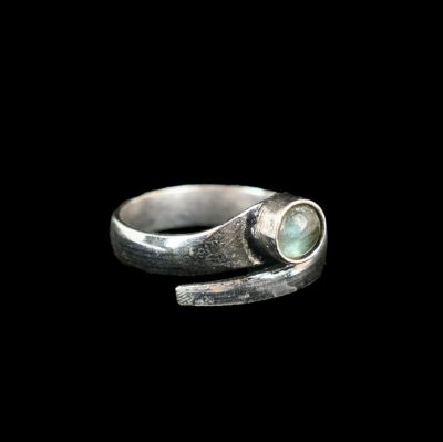 Prsten z německého stříbra s kamínkem Tiberie Labradorit India