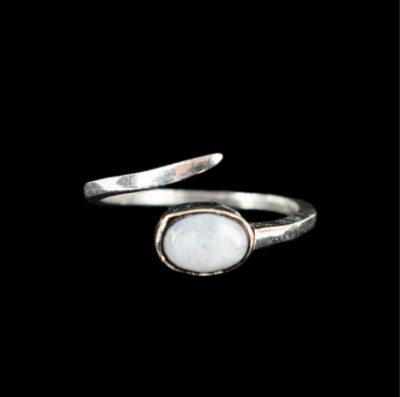Prsten z německého stříbra s kamínkem Caliope Měsíční kámen